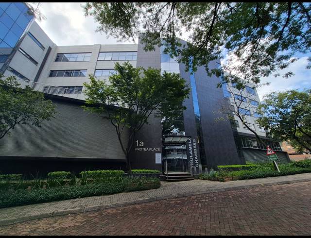 982M² OFFICE TO LET IN SANDTON CENTRAL